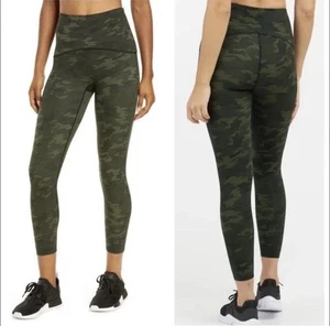 Spanx Booty Boost Medium 7/8 bedruckt schwarz grün Camouflage Strick Leggings 50251R neu ohne Etikett - Bild 1 von 10