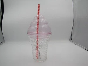 Taza de vidrio con forma de frappuccino Starbucks con tapa giratoria rosa y pajita a rayas rojas - Imagen 1 de 10