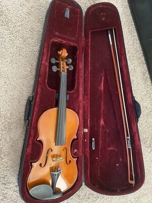 Mendini Series II Violin - Image 1 of 4