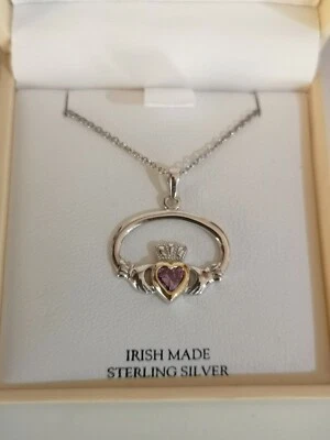Pendente Claddagh con catenina Argento Sterling 925,Irlanda.NUOVO regalo per lei - Immagine 1 di 4
