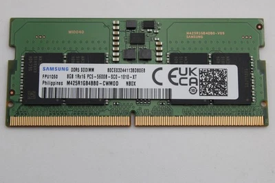 Memoria Samsung M425R1GB4BB0-CWM0D 8GB PC5-5600B DDR5 SODIMM Foto 1 de 2