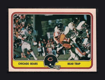 1981 Fleer Teams in Action #8 Chicago Bears Team - BEAR TRAP - Image 1 of 3