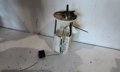 2008-2010 Toyota Highlander Fuel Pump Assembly 3.5L - Image 1 of 4