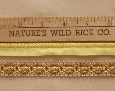 AMARELO EXTRAVAGANTE ACABAMENTO DE CORDÃO TORCIDO E BRONZEADO E MARROM E DOURADO ACABAMENTO PLANO TR 392 - Imagem 1 de 2