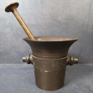 Schöner alter Mörser mit Stößel Bronze oder Messing Apothekenmörser 1030g - Picture 1 of 23