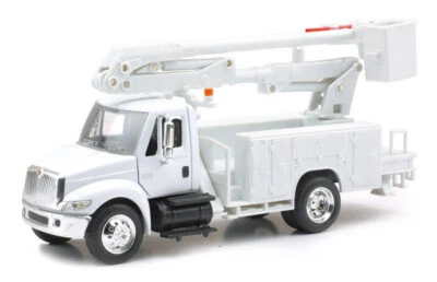 1:43 International 4200 Line Maintenance Truck New Ray Diecast Cab Plastic Back - Image 1 of 2