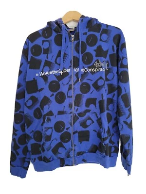 Sudadera con capucha WESC Stash Spray Cap. Azul. Hombre Talla Mediana. EXCELENTE ESTADO. Usado una vez Foto 1 de 4