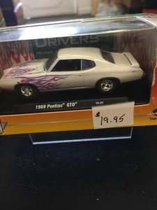 M2 1:64 1969 Pontiac GTO 12-27 Auto Drivers Release 17 - Picture 1 of 3