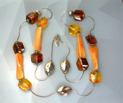 Colar contemporâneo de miçangas da Seasonal Whispers Tribeca NYC, único - Imagem 1 de 4