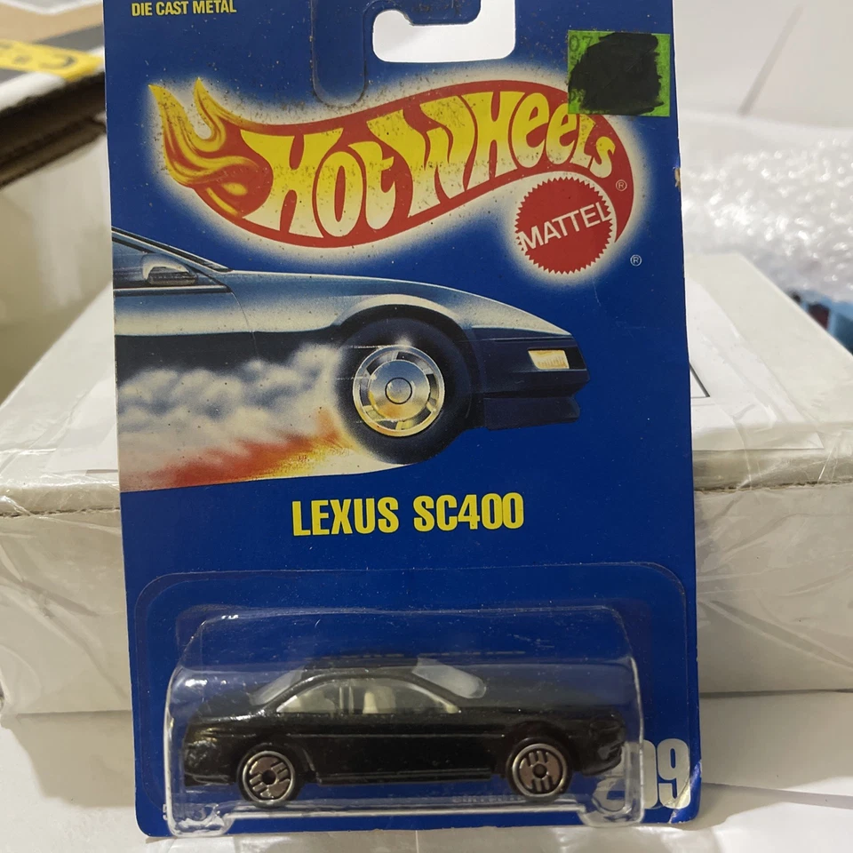Hot Wheels LEXUS SC400 - Tarjeta Azul #209 - Negra, UltraHot Wheels Foto 1 de 4