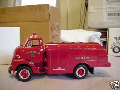  PHILADELPHIA  FIRE CO.# 1 FIRST ONE FOR EMERGENCY WATER TANKER 18-1154 - Image 1 of 3