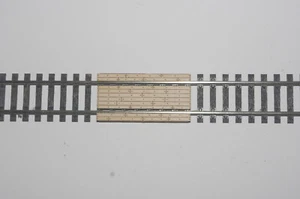 Spur Ho Holzeisenbahn Bahnübergang einspurig.  4 pro Set - Bild 1 von 2