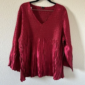 Pull Over Long Sleeve Blouse Women’s XL Red Texture Crinkle Holiday Party Date - Picture 1 of 9