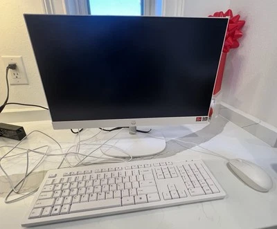 HP All-in-One PC 24-CR0036 - Open Box | 256 SSD, 8 GB RAM, Touchscreen - Image 1 of 4