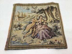 Tapis tapisserie mural vintage miniature maison de poupée fabriqué en France 6" X 6" - Photo 1/6