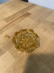 Vintage yellow glass ashtray - Picture 1 of 3