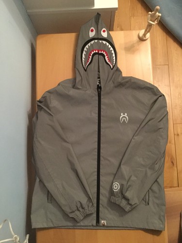 A BATHING APE (BAPE) Felpa con cappuccio squalo Bathing Ape Bape giacca riflettente