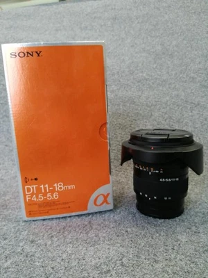 Lente gran angular Sony Sal1118 para cámaras DSLR - Imagen 1 de 4