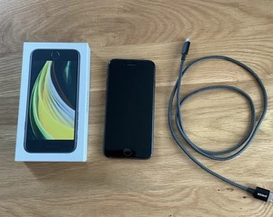 iPhone SE 2020 128GB black Unlocked with original box. Very good used condition. - Picture 1 of 13