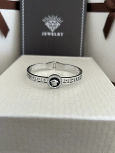 Classical Unisex Greek Key Logo Lion King Bangle Bracelet 18k White Gold Filled - Picture 1 of 8