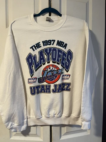1997 NBA Utah Jazz Crewneck Sweater Size Medium Cover