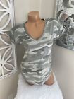 24/7 MAURICES xsmall V NECK CAMO PRINT SHORT SLEEVE TOP