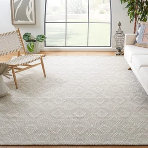 Marbella Collection Area Rug - 8' x 10', Ivory, Handmade Diamond Trellis Wool... - Picture 1 of 6