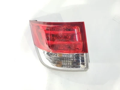 Luz trasera izquierda montada en cuarto de equipo original Honda Odyssey 2014 2015 2016 2017  Foto 1 de 4
