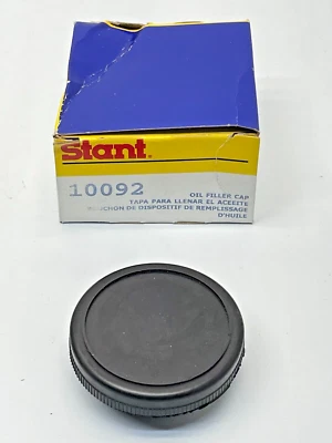 Tapa de llenado de aceite de motor 10092 Stant NOS hecha en EE. UU. se adapta a TOYOTA, NISSAN en la tabla Foto 1 de 3