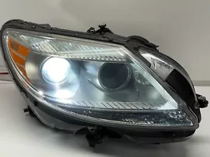 07-10 Mercedes W216 CL550 CL63 Right Side Headlight Lamp Xenon w/o Night Vision - Picture 1 of 22