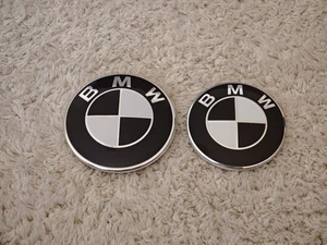 82mm 74mm Emblème pour BMW Capot Hayon Noir Plaque Logo E46 E90 - Photo 1/2