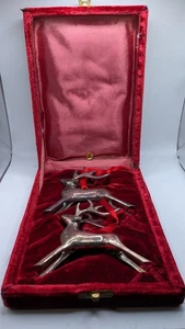 2 Vtg Silver Plate Reindeer Ornaments Christmas Deer Heavy Red Velvet Box Ribbon - Picture 1 of 8