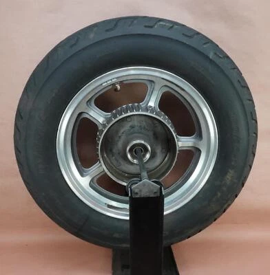 Llanta trasera Dunlop 150/90-15 Honda Shadow Spirit Vt1100c 1997-2007 Foto 1 de 4