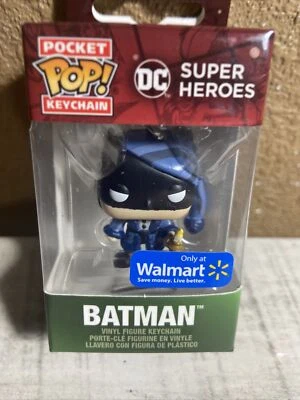 LLAVERO DE BOLSILLO FUNKO POP DC SUPER HÉROES BATMAN VACACIONES EXCLUSIVO DE WALMART  Foto 1 de 4
