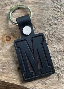 M Buchstabe Initiale Name Schlüsselring Alphabet Leder Fob Geschenk Schwarz - Bild 1 von 2