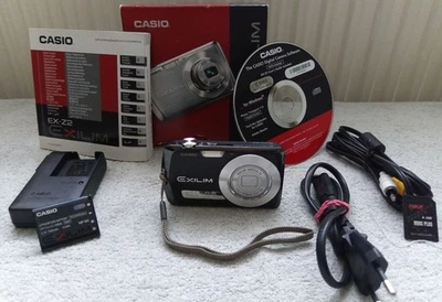 Casio EXILIM EX-Z2 12.1MP  Black - Bild 1 von 4