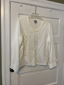 Chico’s Top Blouse Size 1P (MP) Ivory Stretch Long Sleeves gathered sleeves - Picture 1 of 7