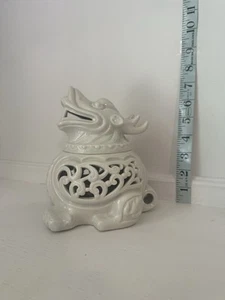 VTG/ Antique Blanc de Chine Foo Dog Incense Burner 6.25" Tall - Picture 1 of 8