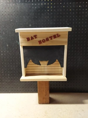 Casa de murciélagos, caja de murciélagos, refugio de murciélagos, cueva de murciélagos, control de mosquitos. BAT HOSTEL Foto 1 de 4