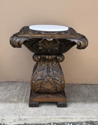 PEDESTAL VICTORIANO DE ROBLE MUY TALLADO Foto 1 de 4