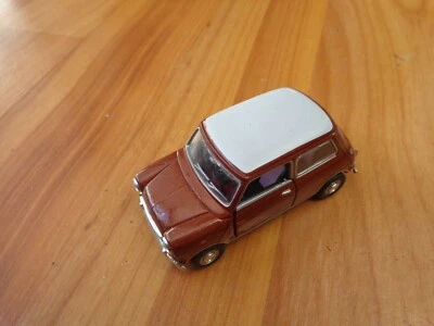 Corgi Cararama 1/43 Classico Mini Cooper Bronzo Metallizzato Pressofuso Auto - Immagine 1 di 2