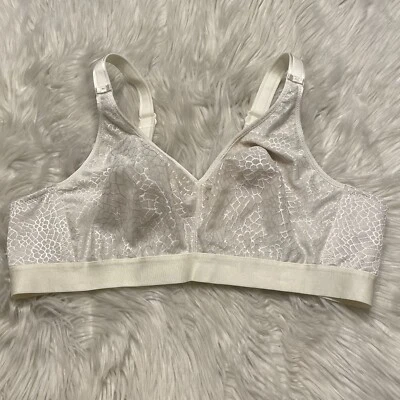 Chantelle 40C Bra White C Magnifique Full Bust Wirefree Back Close 1892 Wireless - Image 1 of 4