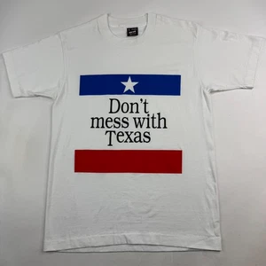 Camiseta vintage Fruit of the Loom Best blanca mediana "Don't Mess With Texas" - Imagen 1 de 10