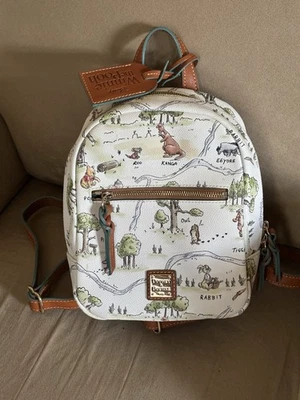 Mini mochila Dooney And Bourke Winnie The Pooh Foto 1 de 4