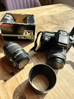 Pentax K200D Digital Spiegelreflex Kamera (defekt) + 2 Linsen 50-200mm + 18-55mm - Bild 1 von 4