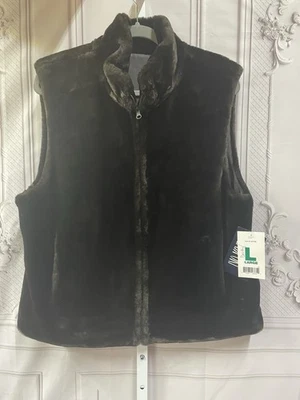 Vintage Women’s Size M Blassport Zipper Front Faux Fur Reversible Vest Coat - Image 1 of 4