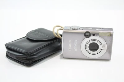 Canon IXUS 850 IS Digital Compact Camera Working w/ 3.8x Zoom Lens - Image 1 of 4