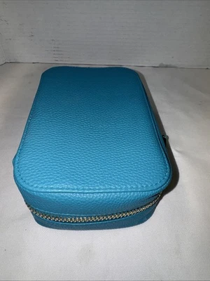 Trish McEvoy POWER OF MAKEUP PLANNER con bolsa de malla Foto 1 de 4