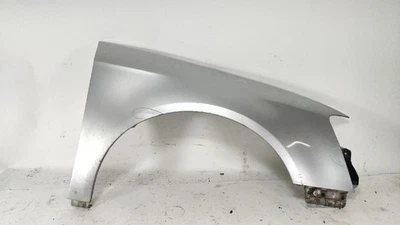 Parafango Anteriore DX Volkswagen Passat B6 2005-2010 Argento Senza Foro - Immagine 1 di 4