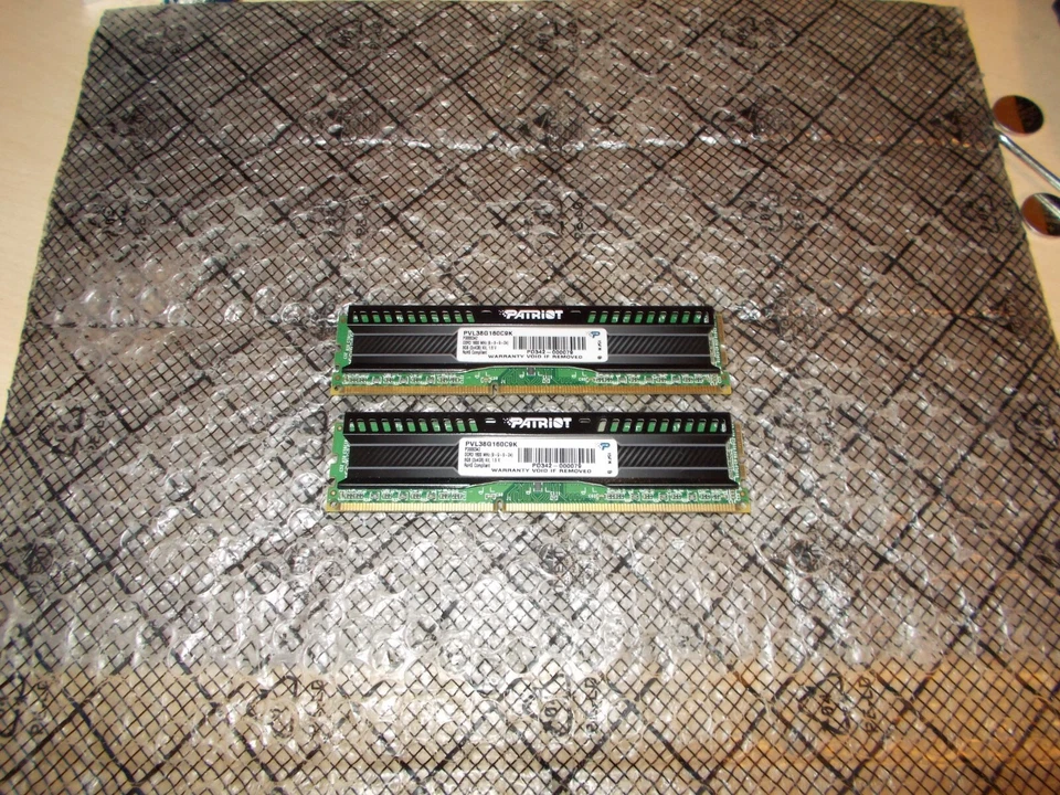 8GB (4GBx2) Patriot Viper PC3-12800 1600mhz Non-ECC DDR3 Ram PVL38G160C9K - Image 1 of 1